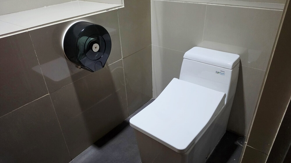 toilet-bowl-scaled